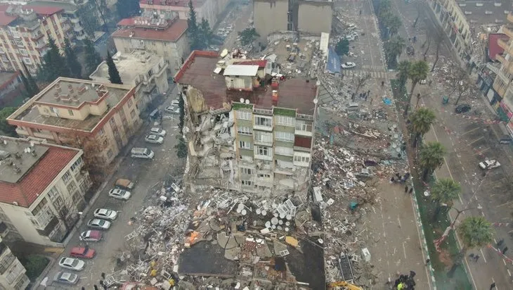 A Haber drone kamerasından DEPREM bölgesi! Facianın boyutunu gözler önüne seren dehşet verici görüntüler