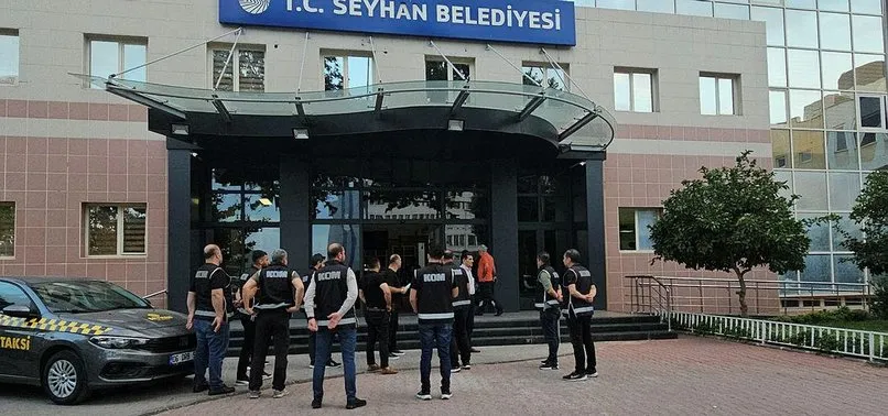 Adana'da CHP'li Seyhan ve Çukurova belediyelerine rüşvet operasyonu! Adana'da CHP'li Seyhan ve Çukurova belediyelerine rüşvet operasyonu!