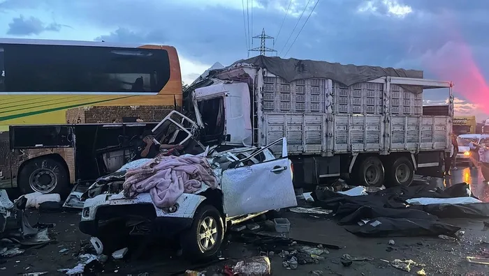 mersindeki-katliam-gibi-kazada-olenlerin-8inin-kimligi-belirlendi-1716793969543.jpeg Mersin'deki katliam gibi kazada ölenlerin 8'inin kimliği belirlendi - 1