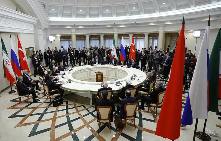 Erdoğan, Putin ve Ruhani zirvesinden kareler