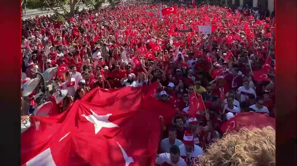 SAN FRANCİSCO KIRMIZI BEYAZ