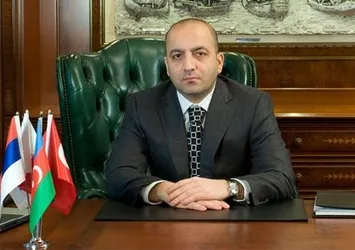 İstanbul'da öldürülen mafya babasını, Azerbaycan'da binlerce kişi karşıladı