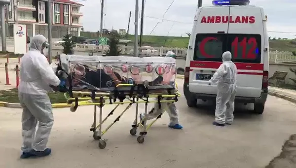 Tat ve koku kaybı geçmeyenler ne yapmalı? Bilim Kurulu üyesinden flaş uyarı - 2
