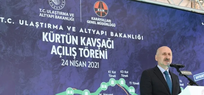 Ulaştırma ve Altyapı Bakanı Adil Karaismailoğlu Kürtün Ayrım Kavşağı’nın açılışını gerçekleştirdi