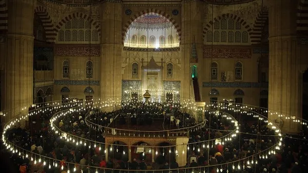 kandilde-kilinacak-namaz-regaip-kandili-namazi-saat-kacta-kilinir-kac-rekattir-1704979748503.jpg KANDİLDE KILINACAK NAMAZ: Regaip Kandili namazı ne zaman, saat kaçta kılınır, kaç rekattır? 12 rekatlık namaz... - 2