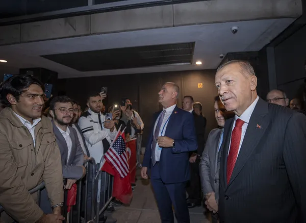 Son dakika: Başkan Erdoğan ABD’de: Türk vatandaşlardan sevgi gösterisi! BM Genel Kurulu’na katılacak