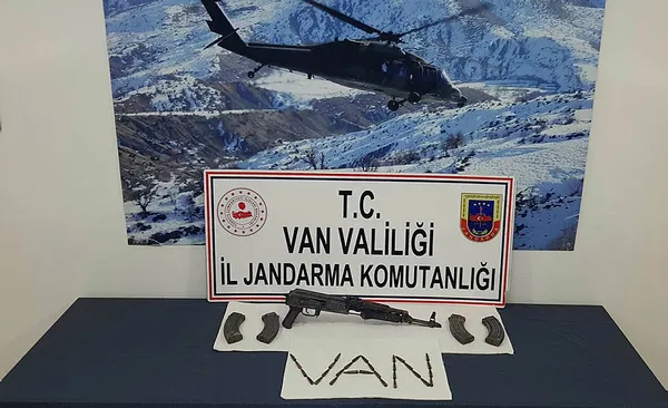 Van'da PKK'nın kış üslenmesine darbe - 1