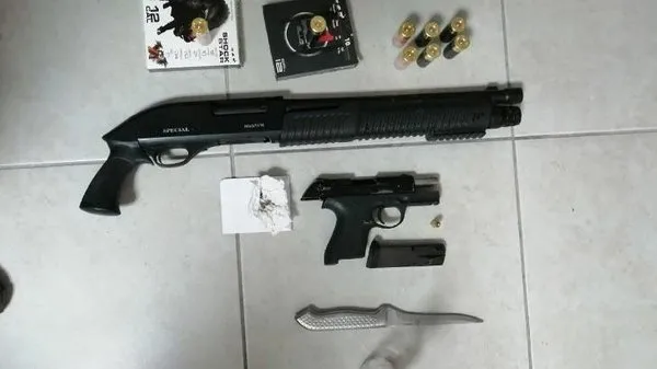 Bursa'da sıcak saatler! Polisten kaçan şüpheliler kovalamaca sonucu yakalandı - 3