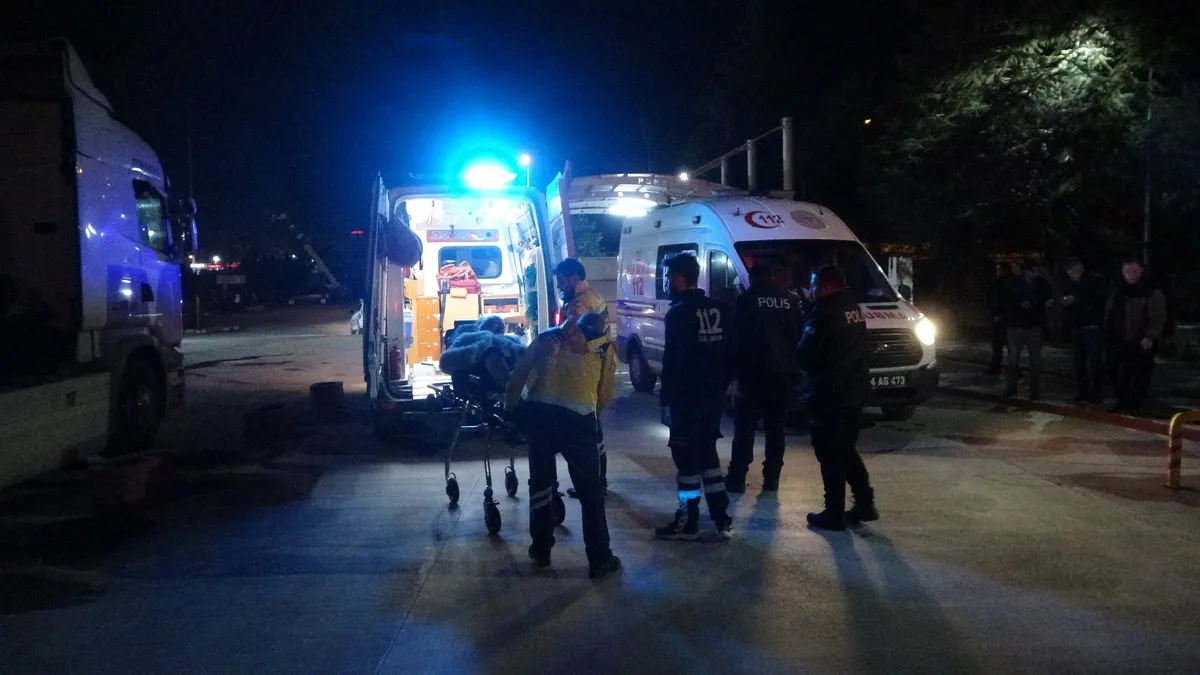 Kız kardeşlerine kurşun yağdırdı: 2 yaralı