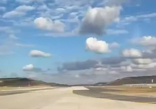 Bakan Uraloğlu 4. pistten uçtu