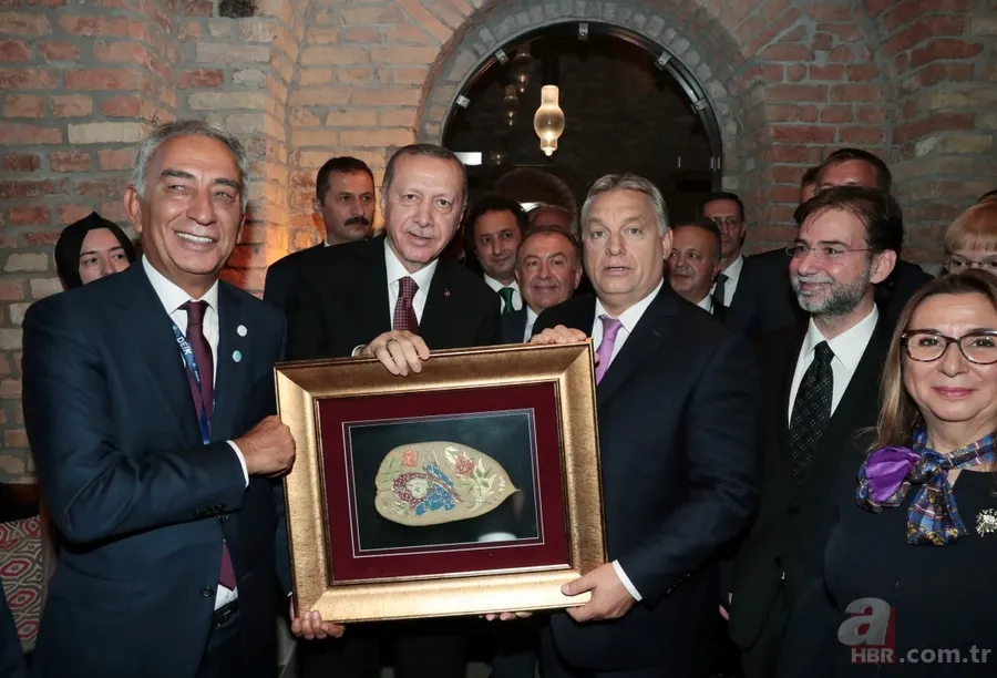 Cumhurbaşkanı Erdoğan, Macaristan’da Gül Baba Türbesini açtı 10