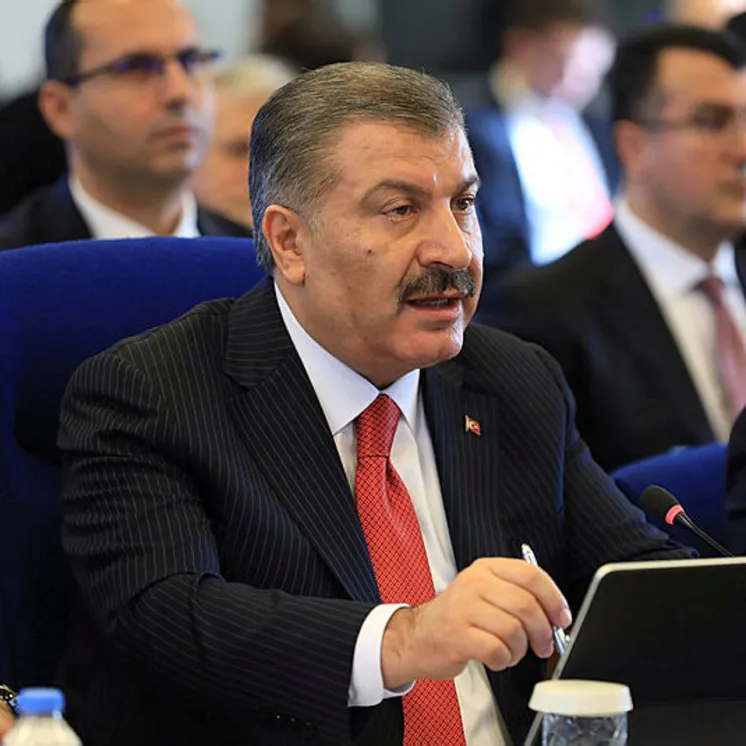 Bakan Koca müjdeledi! 3 ile şehir hastanesi geliyor...