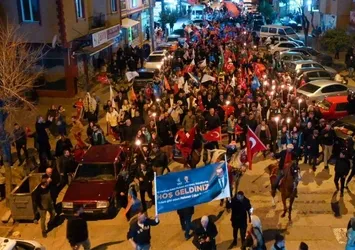 Uşak AK Parti’den 'Büyük Yürüyüş’
