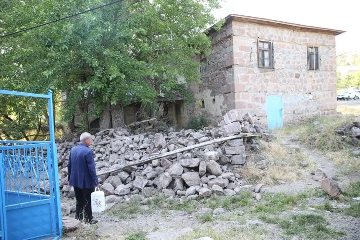 Deprem en çok Elazığ’ı etkiledi! Hasar gün ağarınca ortaya çıktı