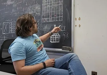 Kayıp Türk fizikçi Furkan Dölek nerede? Acılı kardeş A Haber'den seslendi: Yardım istiyoruz