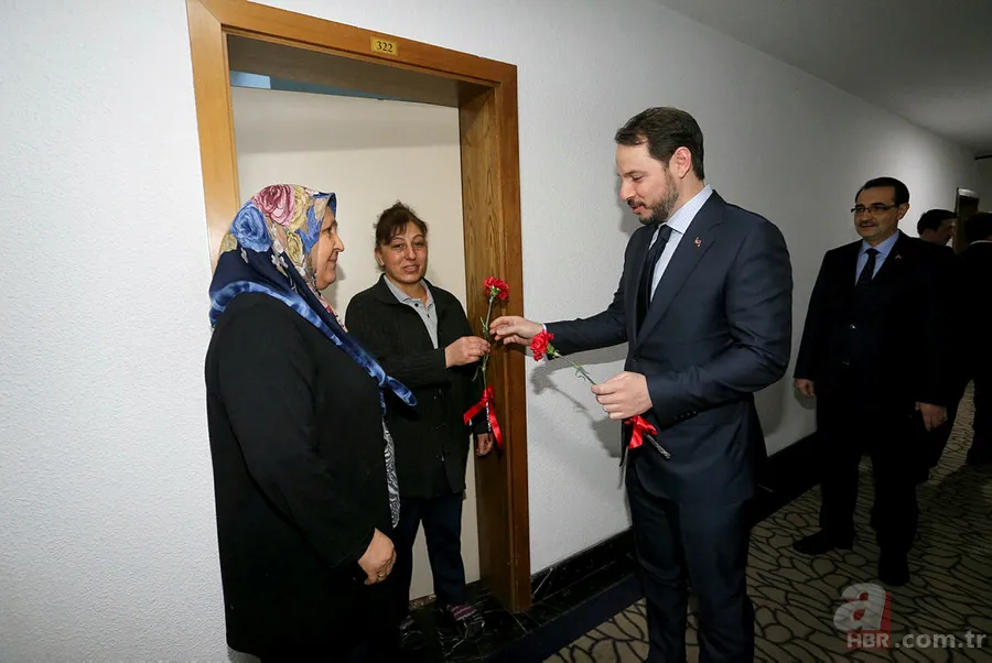 Bakan Berat Albayrak'tan kadınlar günü mesajı 4