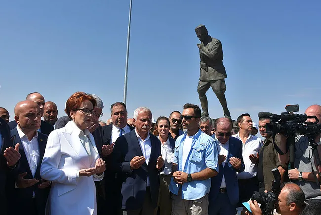 chpde-aksener-yasagi-iyi-parti-liderinin-aciklamalarina-yanit-verilmemesi-istendi-1693307339535.jpg CHP'de 'Akşener' yasağı! İYİ Parti liderinin açıklamalarına yanıt verilmemesi istendi - 8