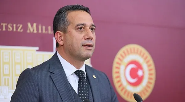 son-dakika-lutfu-turkkan-ile-mahir-basaririn-dokunulmazliklari-kaldirildi-1677749382223.jpg Son dakika: Lütfü Türkkan ile Mahir Başarır'ın dokunulmazlıkları kaldırıldı - 2
