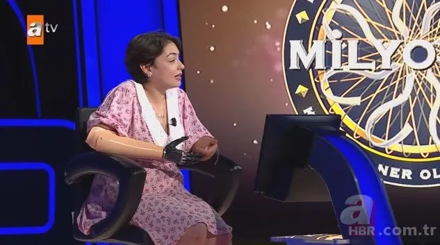 Kim Milyoner Olmak İster Rabia kimdir, koluna ne oldu? Milyoner'de 1 milyonluk soruyu bildi mi? Rabia Birsen Göğercin kaç yaşında, aslen nereli? Milyoner'de 1 milyonluk soruyu bildi mi? 5