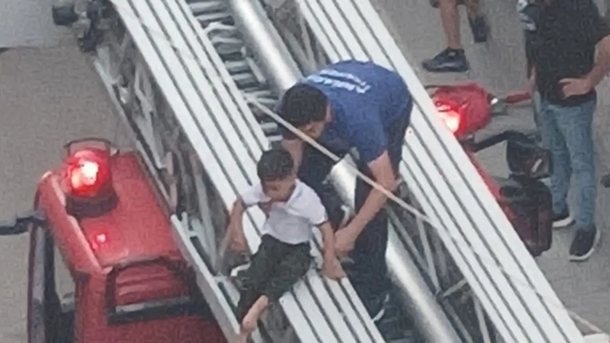 Ankara Polatlı’da can pazarı! Yangında mahsur kalan 4 kişi kurtarıldı