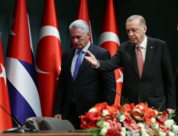 Başkan Erdoğan ile Küba Devlet Başkanı Bermudez'den flaş açıklamalar: Hedef 200 milyon dolar! 6 anlaşma... - 1