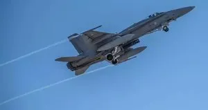 Finlandiya’da savaş uçağı düştü!