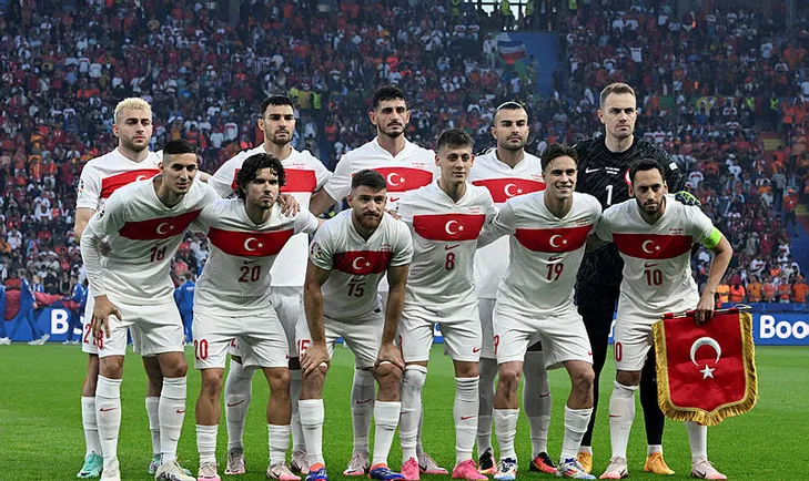 Bir maçtan daha fazlası! Rakip Hollanda ve UEFA