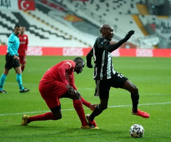 Beşiktaş liderliği geri aldı I Beşiktaş 2-1 Gaziantep FK MAÇ SONUCU-ÖZET