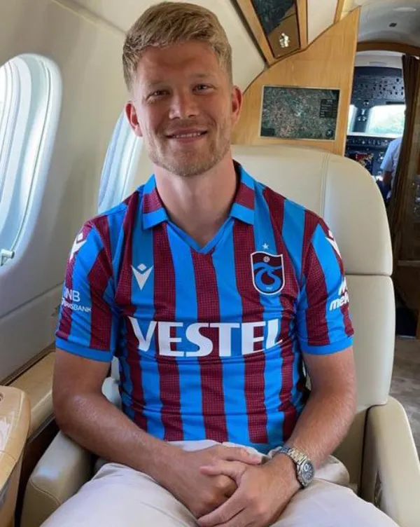 Son dakika | Trabzonspor aradığı golcüyü buldu! Andreas Cornelius Trabzon'a geldi - 4