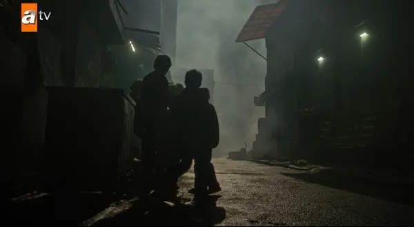 Türkiye ‘Ateş Kuşları’nın duygu yüklü o sahnelerini konuşuyor! Gülayşe’yi ‘Köksüzler’ sahiplendi