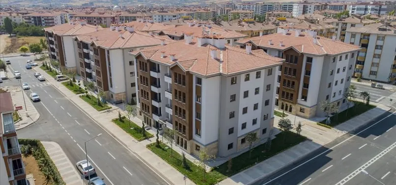 Çevre Şehircilik ve İklim Değişikliği Bakanı Murat Kurum'dan sosyal konut projesi açıklaması! Aynı anda 5 bin konutluk temelimizi atacağız