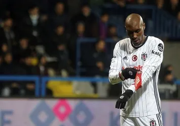 Beşiktaş'ta flaş karar! Atiba Hutchinson...