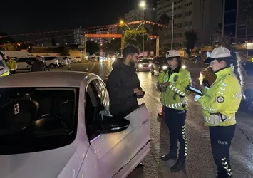 Adana'da denetimde 60 sürücüye 495 bin lira cezai işlem uygulandı