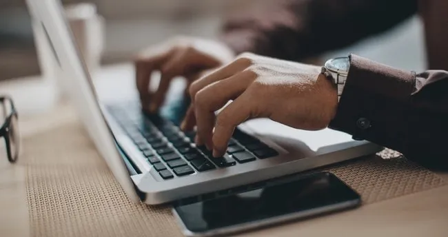 Vergisiz alınabilecek bilgisayarlar tek tek ortaya çıktı! Öğrencilere 5.500 TL indirimli ÖTV ve KDV’siz laptoplar dizüstü listelendi! HP, Asus, Lenova...
