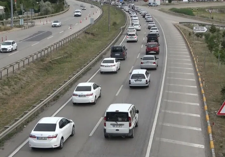 43 ilin geçiş noktası Kırıkkale ’kilit kavşak’ta büyük yoğunluk