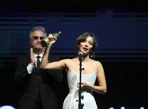 Politik lince uğrayan Tamer Karadağlı’ya destek yağdı! Arşivlerden bakın neler çıktı - 14