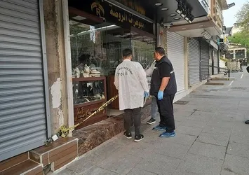 Fatih'te oksijen tüpüyle kuyumcu soydular!