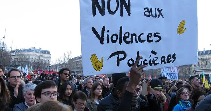 Fransa’daki protestocu gençler konuştu: Geleceğimiz tehlikede
