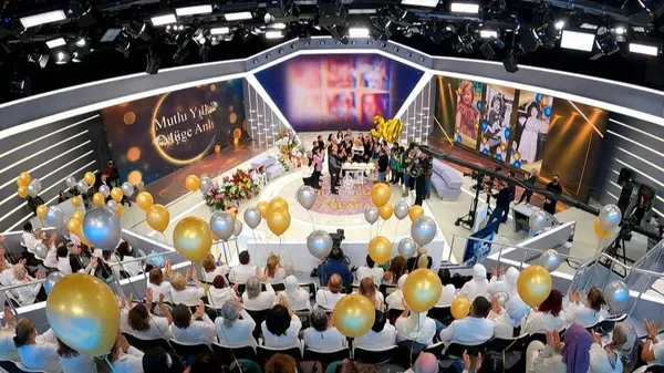 bir-tv-programindan-cok-daha-fazlasi-muge-anli-ile-tatli-sert-3-bininci-bolume-imza-atti-1671442945110.jpg Bir TV programından çok daha fazlası! Müge Anlı İle Tatlı Sert 3 bininci bölüme imza attı! - 2