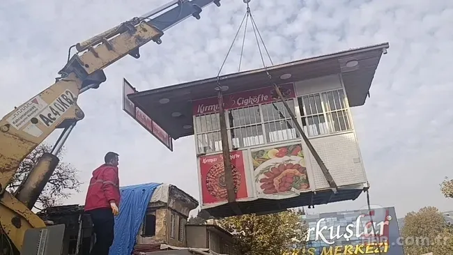 Türkiye o görüntüleri konuşuyordu! Çiğköfteye deterjan kabıyla sos döken esnafa ceza kesildi 6