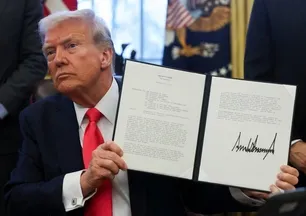 ABD'de Müslüman Kardeşler'e terör yaftası! Skandal kararnameyi Trump imzaladı