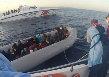 Son dakika | Yunanistan'ın ölüme sürüklediği göçmenleri Türkiye kurtardı