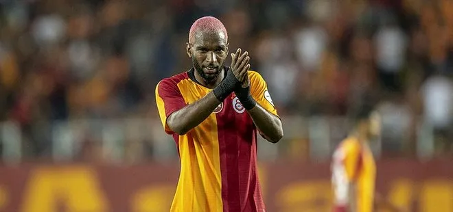 Ryan Babel sosyal medya hesabından Galatasaray’ı sildi