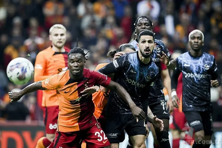 Güne damga vuran iddia! Lale Orta sözleri olay yarattı: VAR hakemine gidip... 13