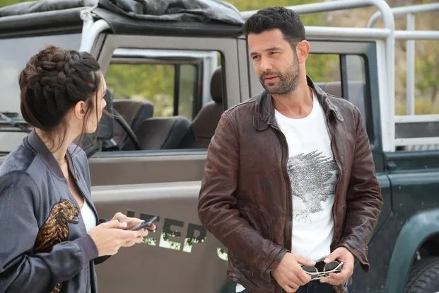 Aşk ve Mavi'de Keremcem rüzgarı!