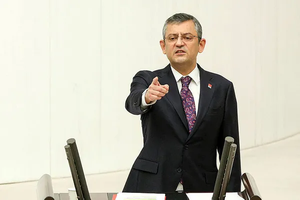 1702361352806.jpg İmamoğlu'nun olası mağlubiyet planı belli oldu! Gözü Özgür Özel'in koltuğuna dikecek! Kılıçdaroğlu faktörü... - 3
