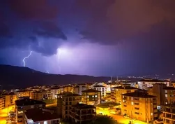 Gökyüzünde ışık şovu! Ortaya kartpostallık görüntüler çıktı