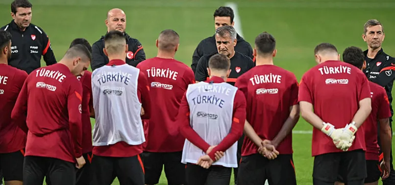 Şenol Güneş'ten İsviçre maçı öncesi flaş karar! 5 ismi yedek kulübesine çekiyor | İşte Türkiye'nin muhtemel 11'i