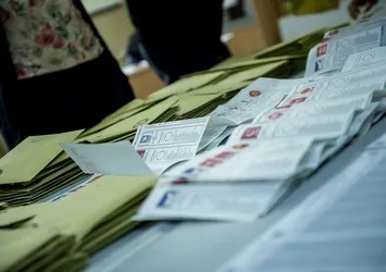 Beş anketçiden erken seçim yorumu