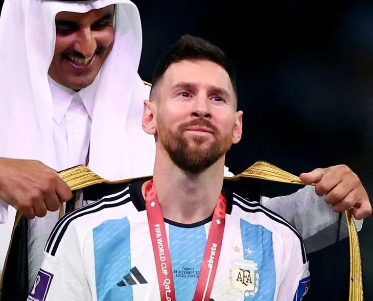Dünya Kupası’na damga vuran seremoni! Katar Kralı’ndan Messi’ye büyük jest